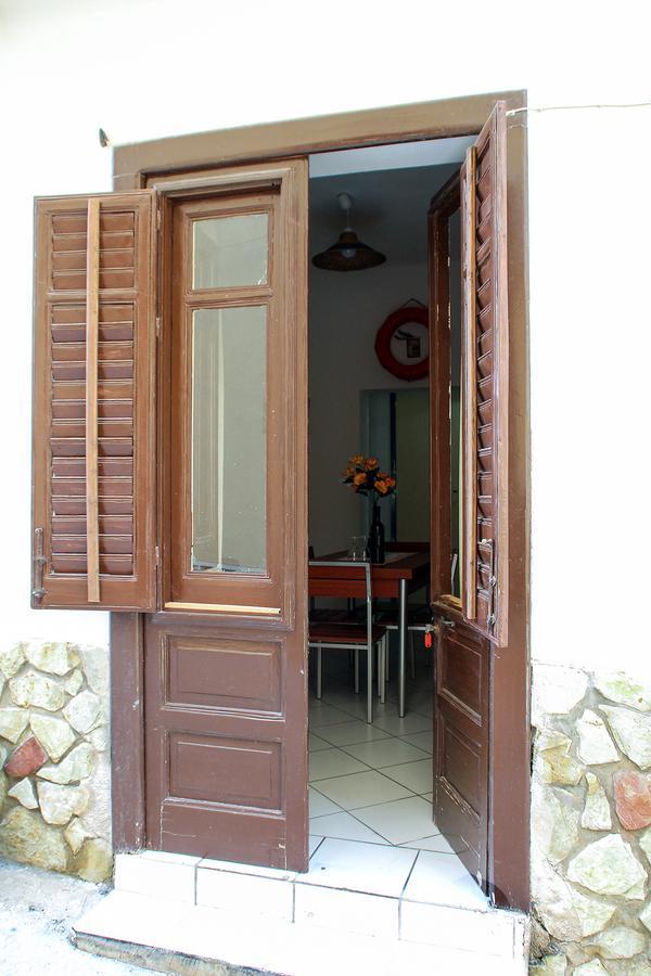 Don Vito'S Apartments Castellammare del Golfo Exterior foto